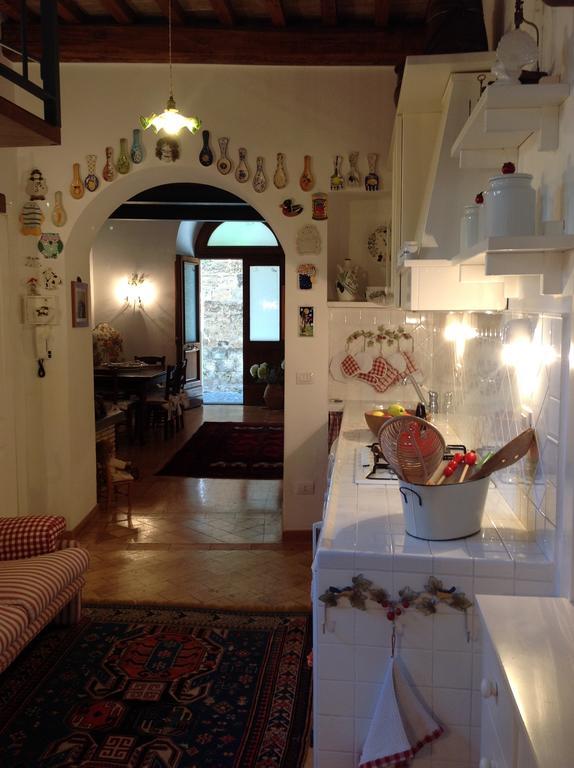 B&B Michelangeli - Private Parking Орвието Екстериор снимка