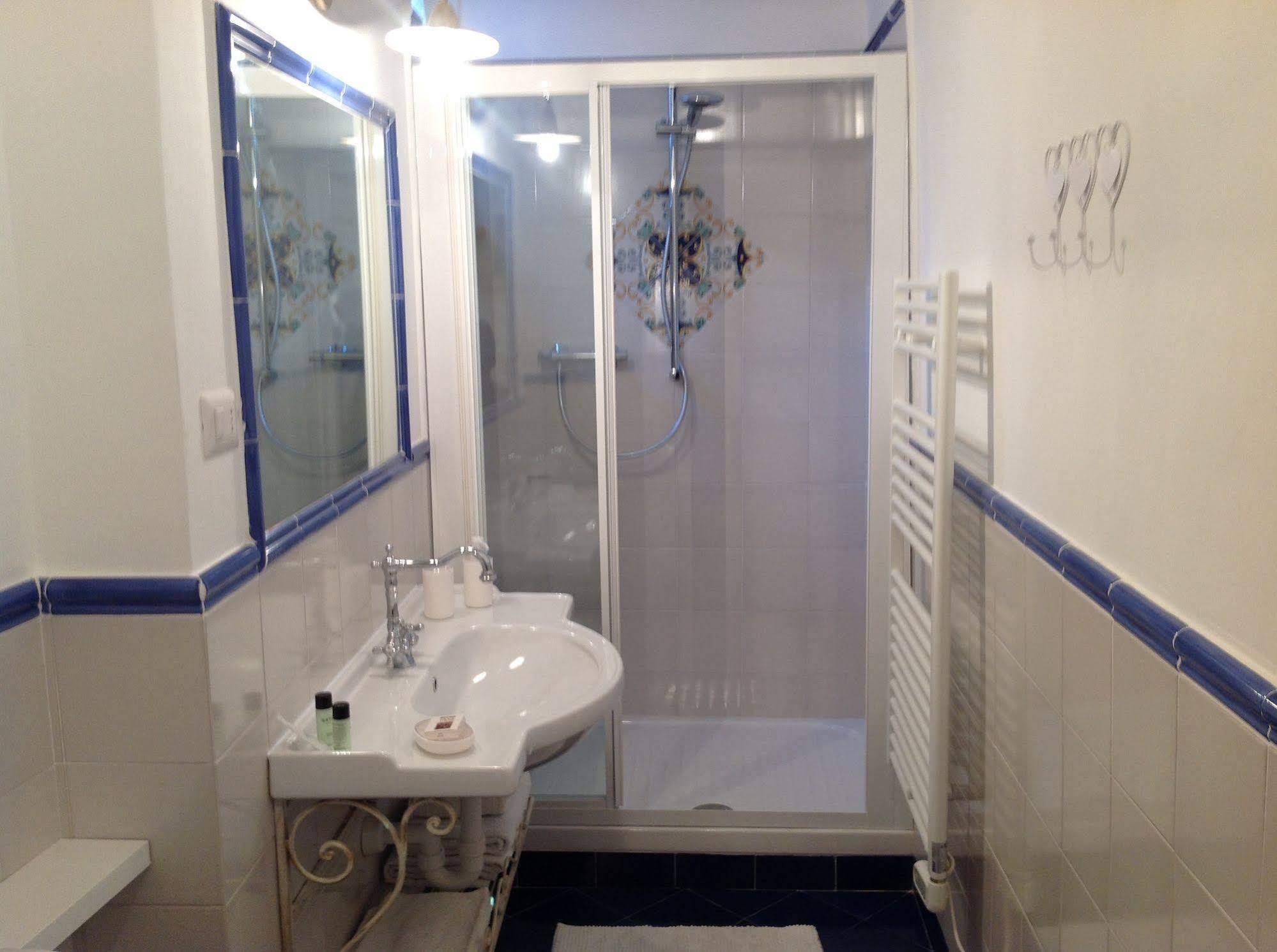 B&B Michelangeli - Private Parking Орвието Екстериор снимка