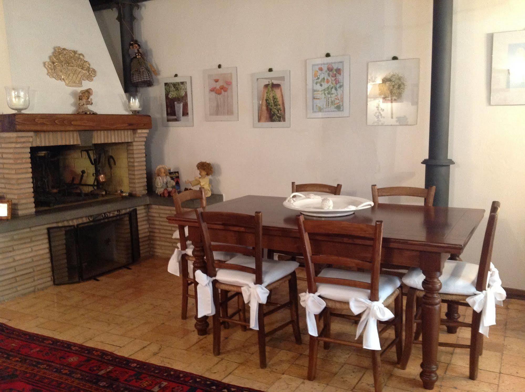 B&B Michelangeli - Private Parking Орвието Екстериор снимка